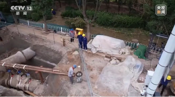 央视《焦点访谈》聚焦地热能供暖-地大热能