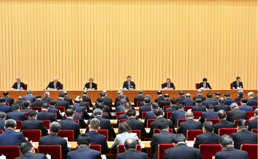 中央经济工作会议：制定能源强国建设规划纲要 推动全面绿色转型-地大热能